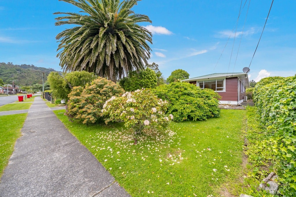 10 Horoeka Street, Stokes Valley, Lower Hutt - Carousel 26