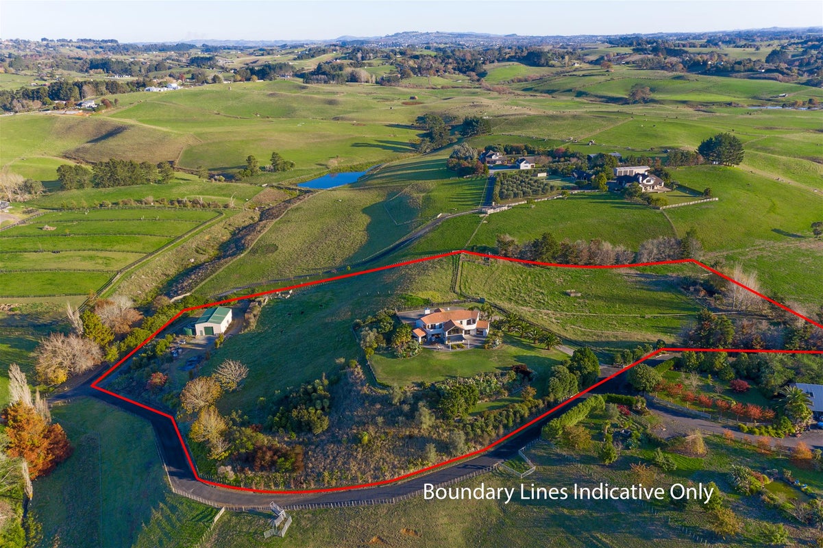 38 Amberfields Way, Runciman, Drury - Carousel 2
