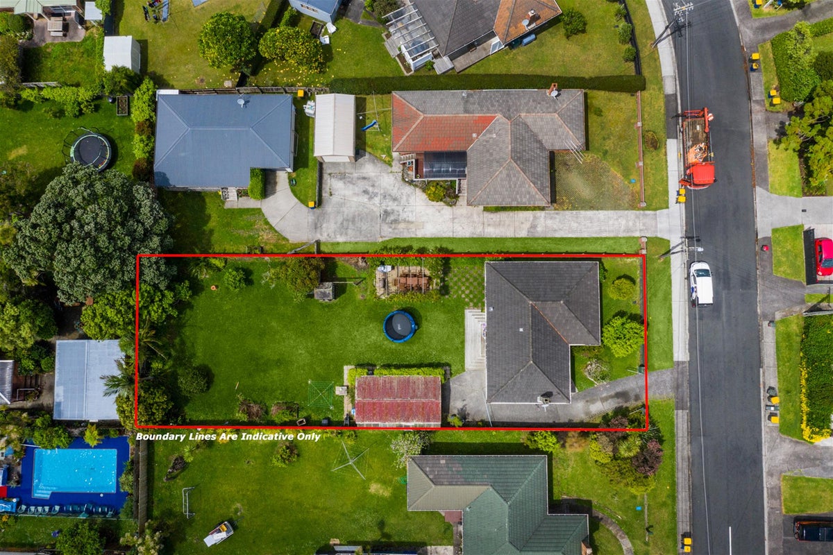 18 Ward Crescent, Te Atatu Peninsula, Auckland - Carousel 2