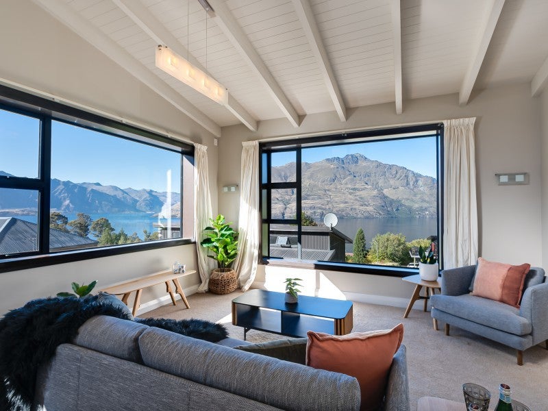 2/37 Arawata Terrace, Fernhill, Queenstown - Carousel 1
