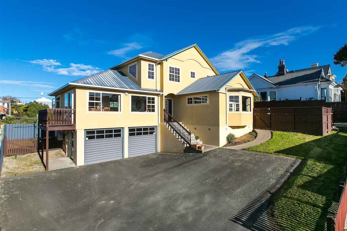29 Durham Street, Mornington, Dunedin - Carousel 1
