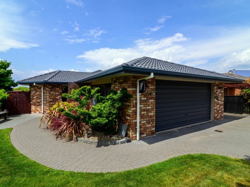 35 Hoyte Place, Pukehangi, Rotorua - Carousel 1