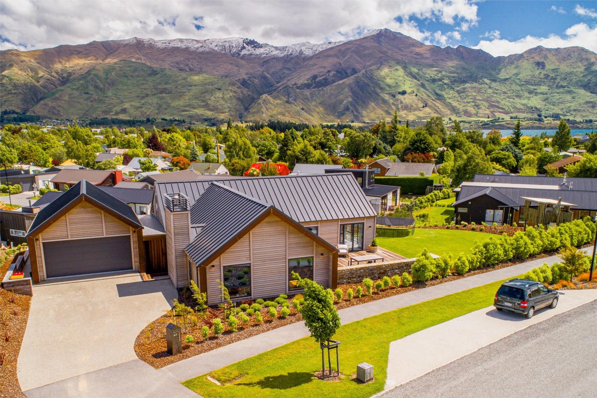 49 Kirimoko Crescent, Wanaka - Carousel 2