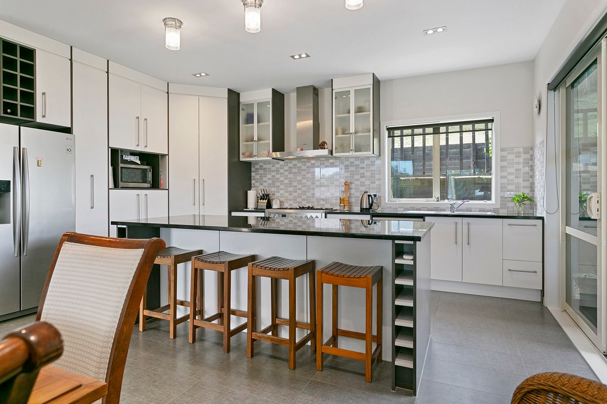 40 Alpers Ridge, Leamington, Cambridge - Carousel 2