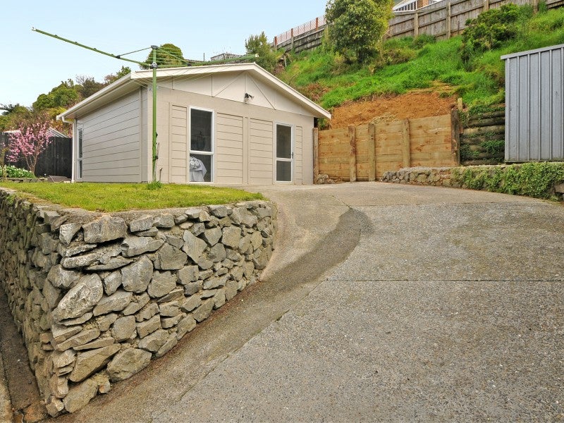 120 George Street, Stokes Valley, Lower Hutt - Carousel 20