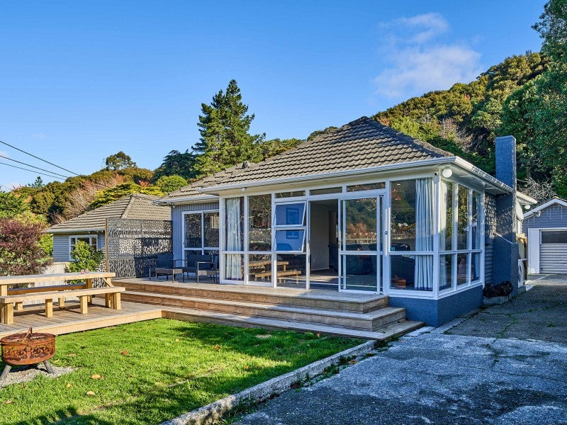 97 Wellington Road, Wainuiomata, Lower Hutt - Carousel 1