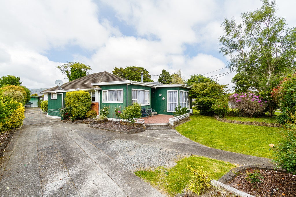 69 McLeod Street, Elderslea, Upper Hutt - Carousel 1