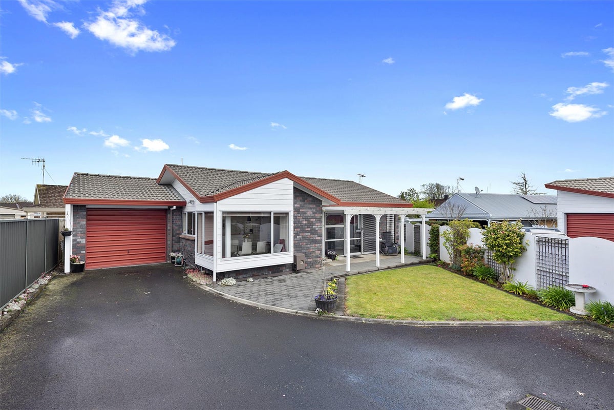 43B Hukanui Road, Fairfield, Hamilton - Carousel 1