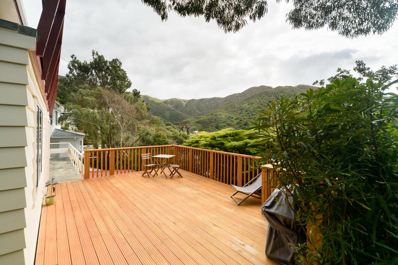 11A Doris Gordon Crescent, Crofton Downs, Wellington - Carousel 12