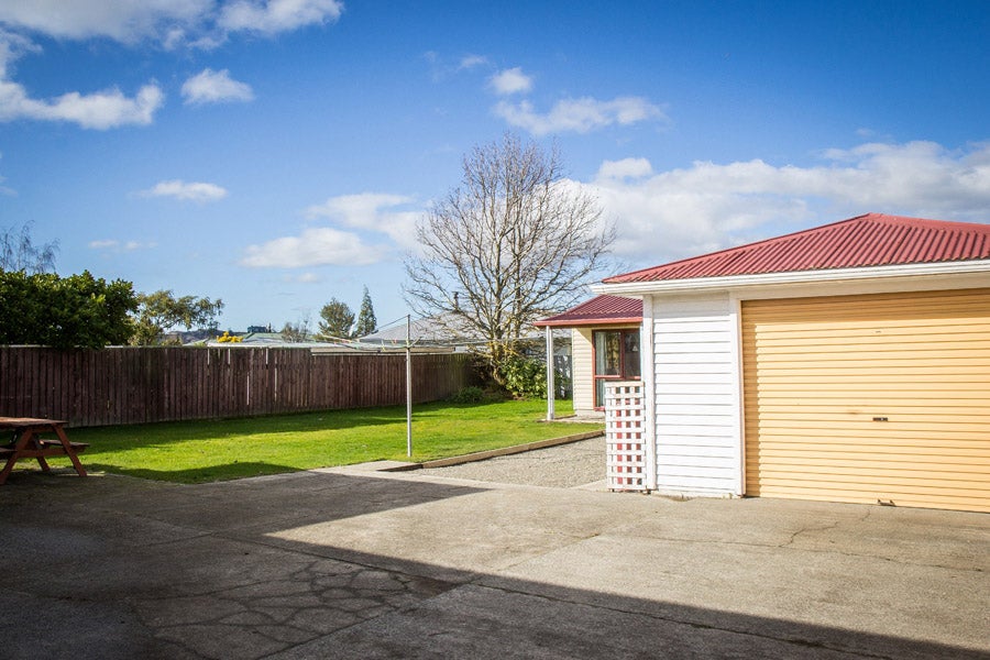 34 Keir Crescent, Lansdowne, Masterton - Carousel 13