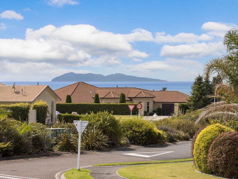 1 Island Vista, Athenree, Katikati - Carousel 26
