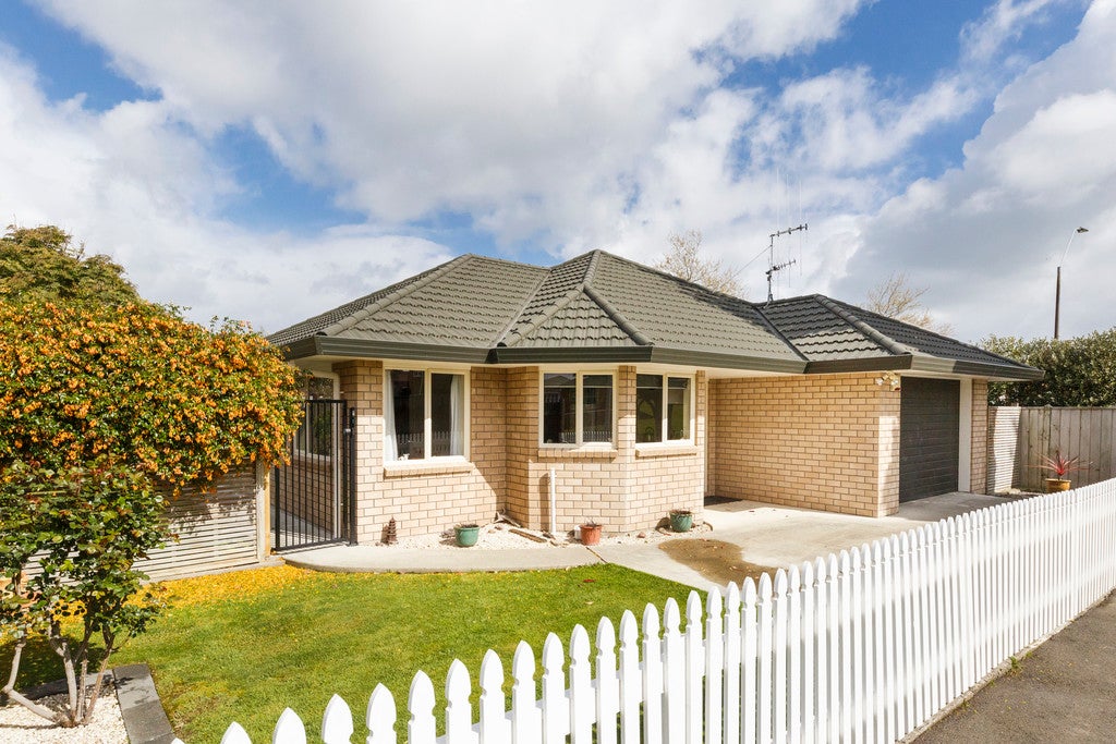 2A Belfast Place, Roslyn, Palmerston North - Carousel 2