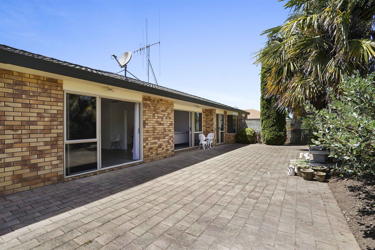 37 Cate Road, Rototuna North, Hamilton - Carousel 19