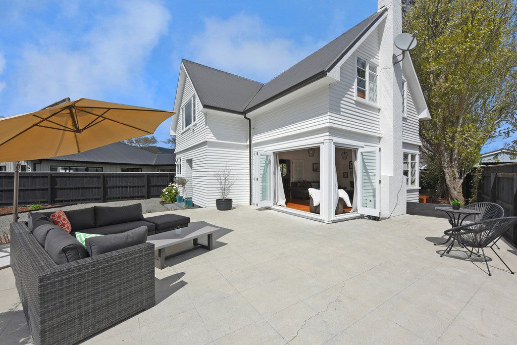 9 Oxford Crescent, Ebdentown, Upper Hutt - Carousel 2