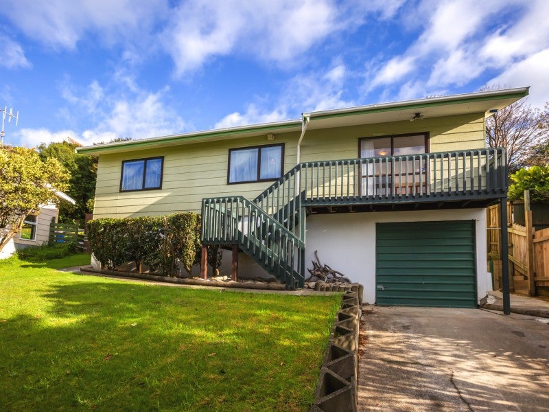 71 Omapere Street, Whitby, Porirua - Carousel 22