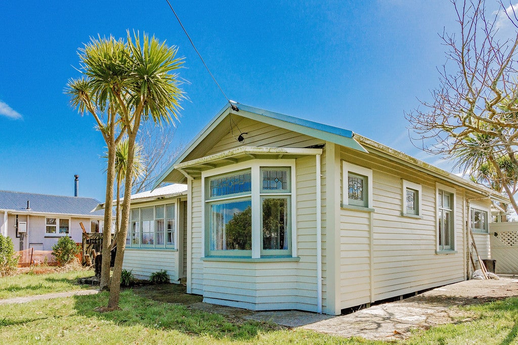 25 GLADSTONE Street, Westport, Westport  - Carousel 17