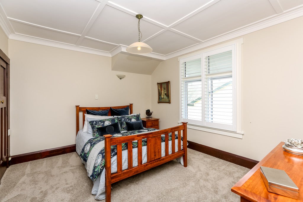 19 Wallace Place, Westown, New Plymouth - Carousel 26