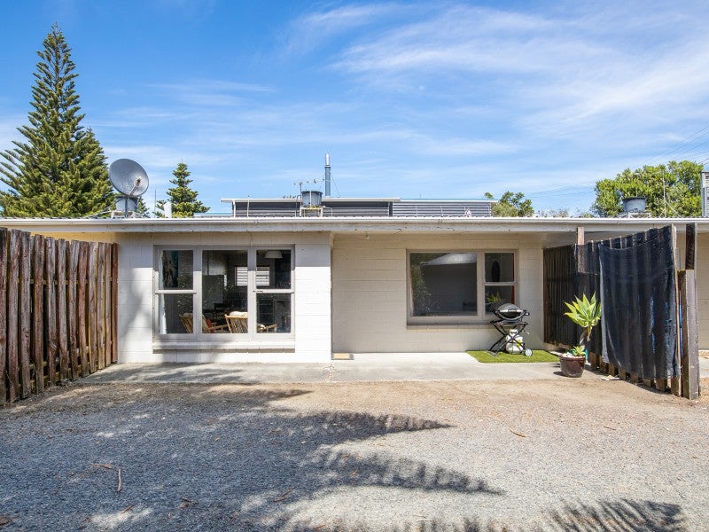79B Blue Pacific Parade, Riversdale Beach, Masterton - Carousel 2