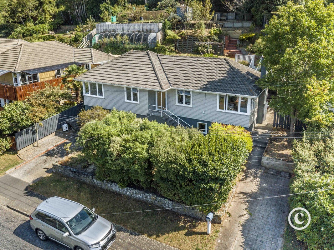 53 Kiwi Crescent, Tawa, Wellington - Carousel 18