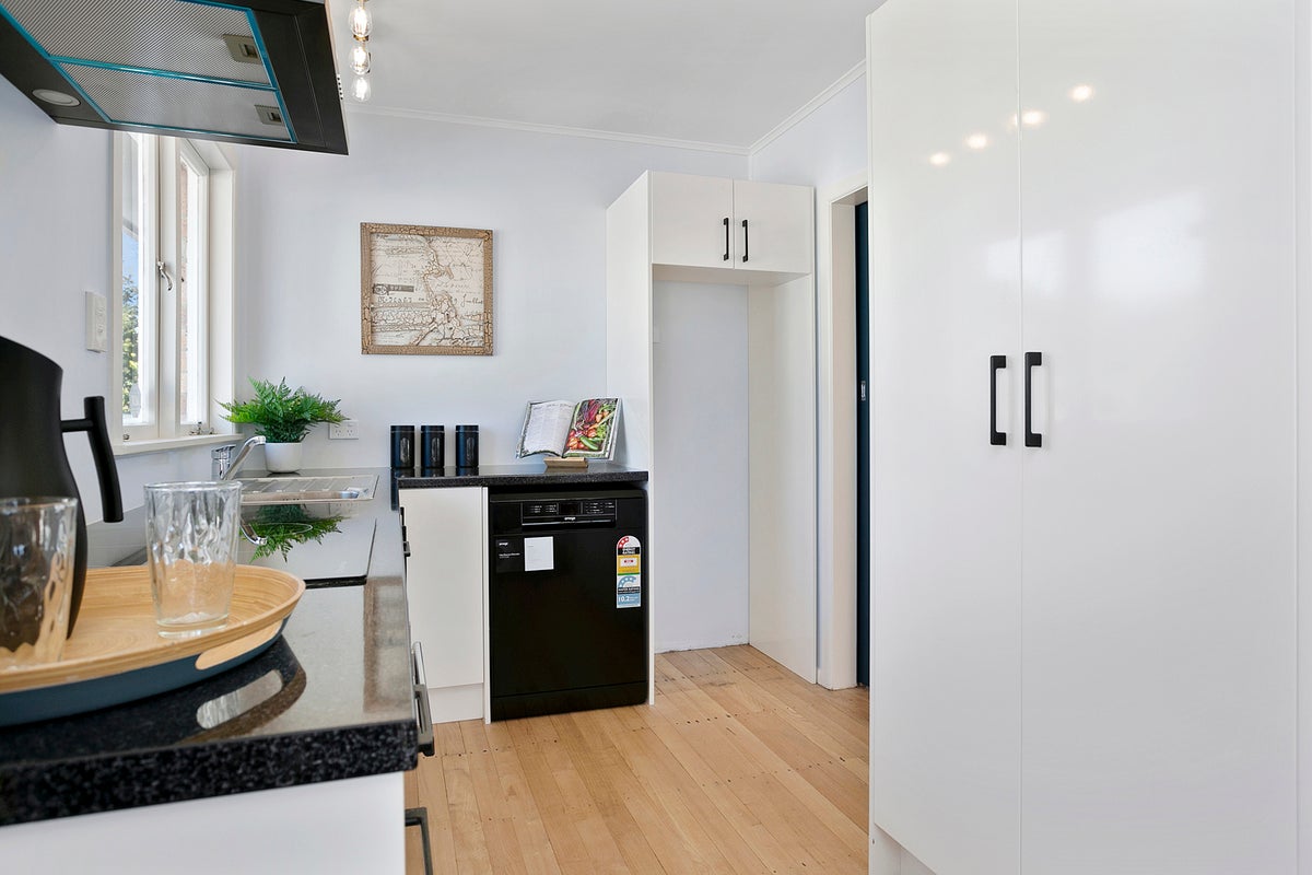 25A Aurora Terrace, Hillcrest, Hamilton - Carousel 2