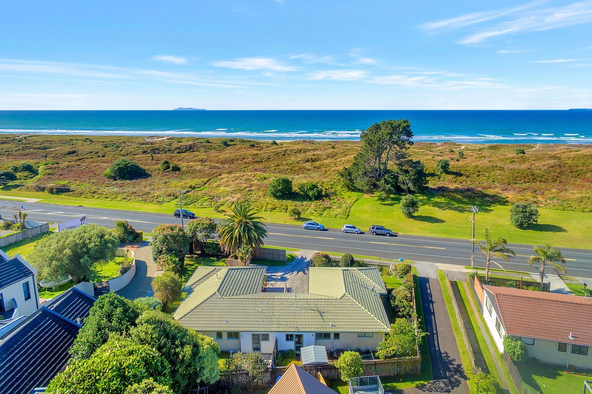 316A Papamoa Beach Road, Papamoa Beach, Papamoa - Carousel 1