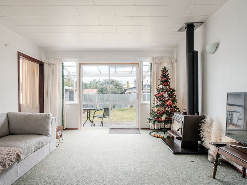 52 Collins Street, Te Hapara, Gisborne - Carousel 2