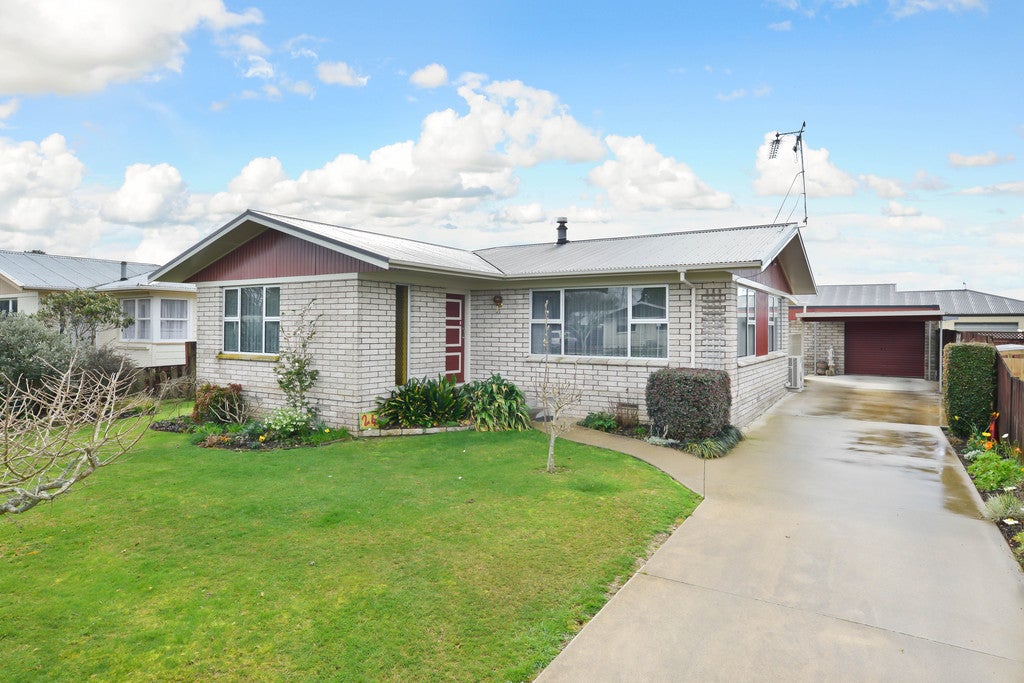 24 Raymond Street, Fairview Downs, Hamilton - Carousel 1