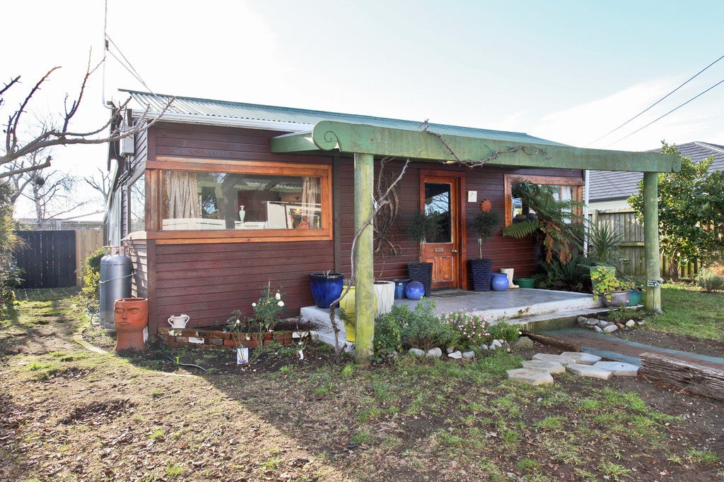 164 Beach Road, North New Brighton, Christchurch - Carousel 1