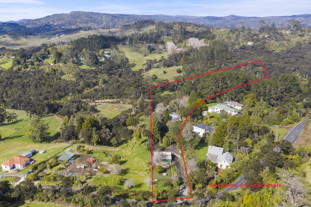 135 Wairere Road, Waitakere, Auckland - Carousel 20