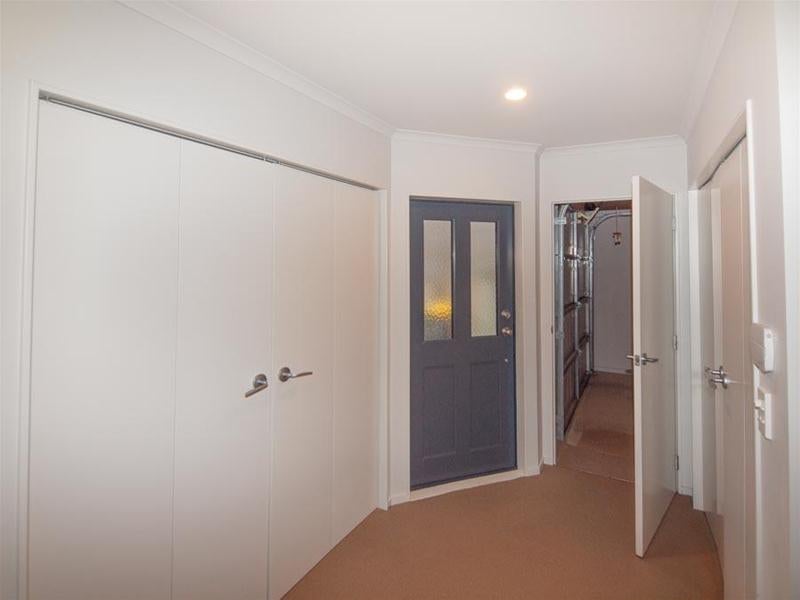 64 Waverton Terrace, Churton Park, Wellington - Carousel 2