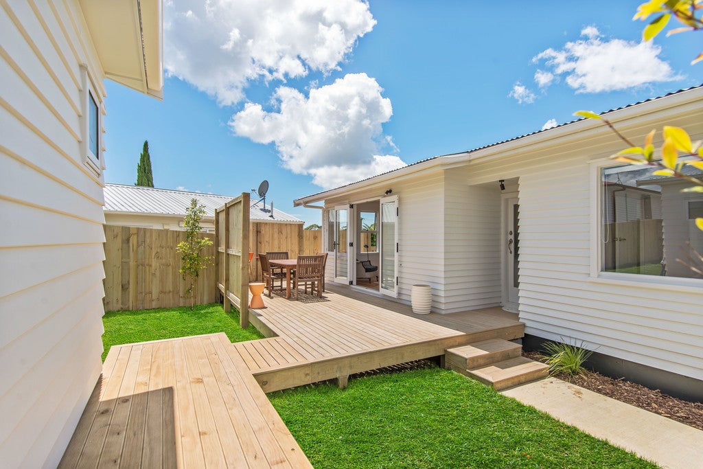 124A Archibald Road, Kelston, Auckland - Carousel 2