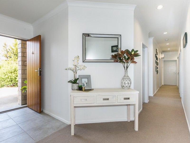 13 Grey Street, Bay View, Napier - Carousel 2