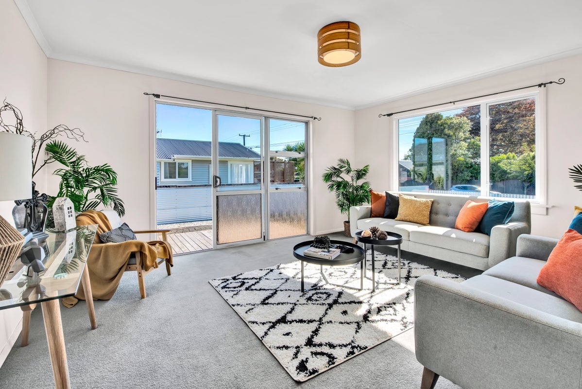410 Carrington Street, Upper Vogeltown, New Plymouth - Carousel 1