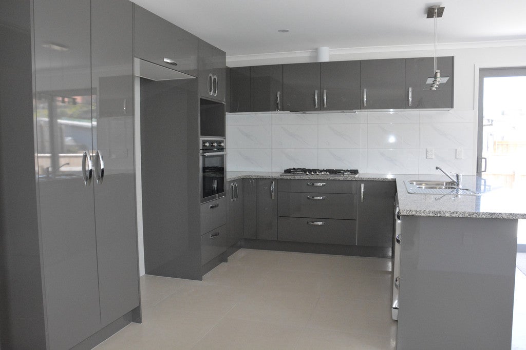 6 Garrett Drive, Whalers Gate, New Plymouth - Carousel 2
