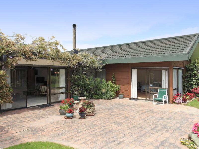 221 Marine Drive, Lowry Bay, Lower Hutt - Carousel 20
