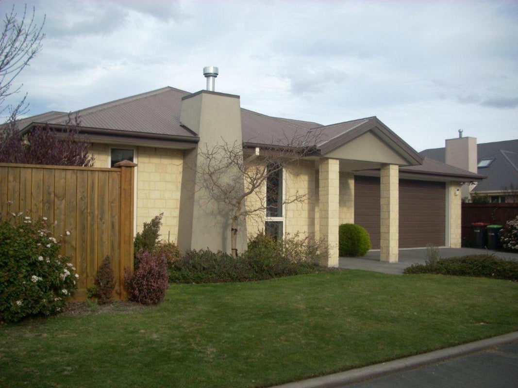 6 Applecross Lane, Harewood, Christchurch - Carousel 2