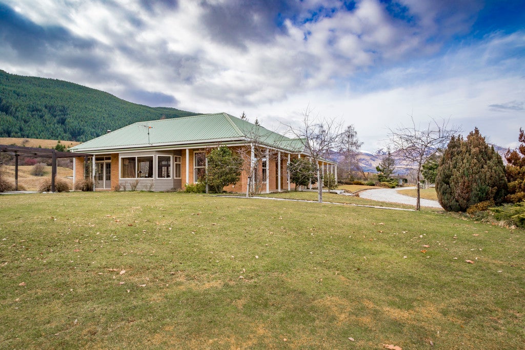 869 Malaghans Road, Queenstown - Carousel 26