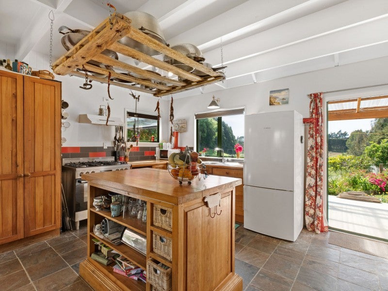 42A Tuapiro Road, Tahawai, Katikati - Carousel 2