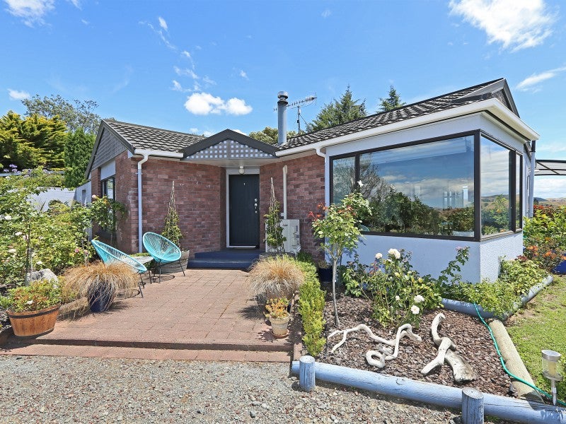 72 Longview Road, Poraiti, Napier - Carousel 1