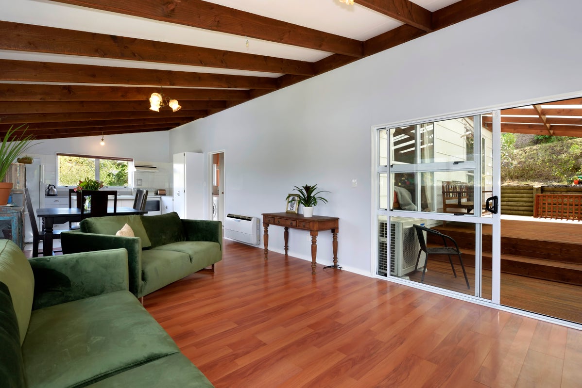 20 Chamboard Place, Washington Valley, Nelson - Carousel 1