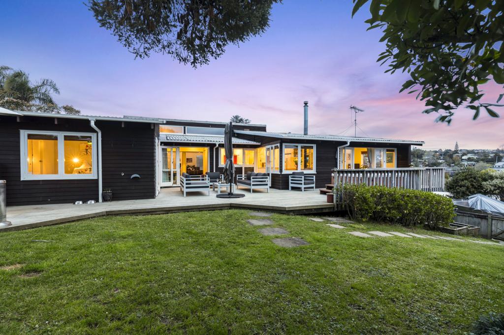 116 Eskdale Road, Birkdale, Auckland - Carousel 1