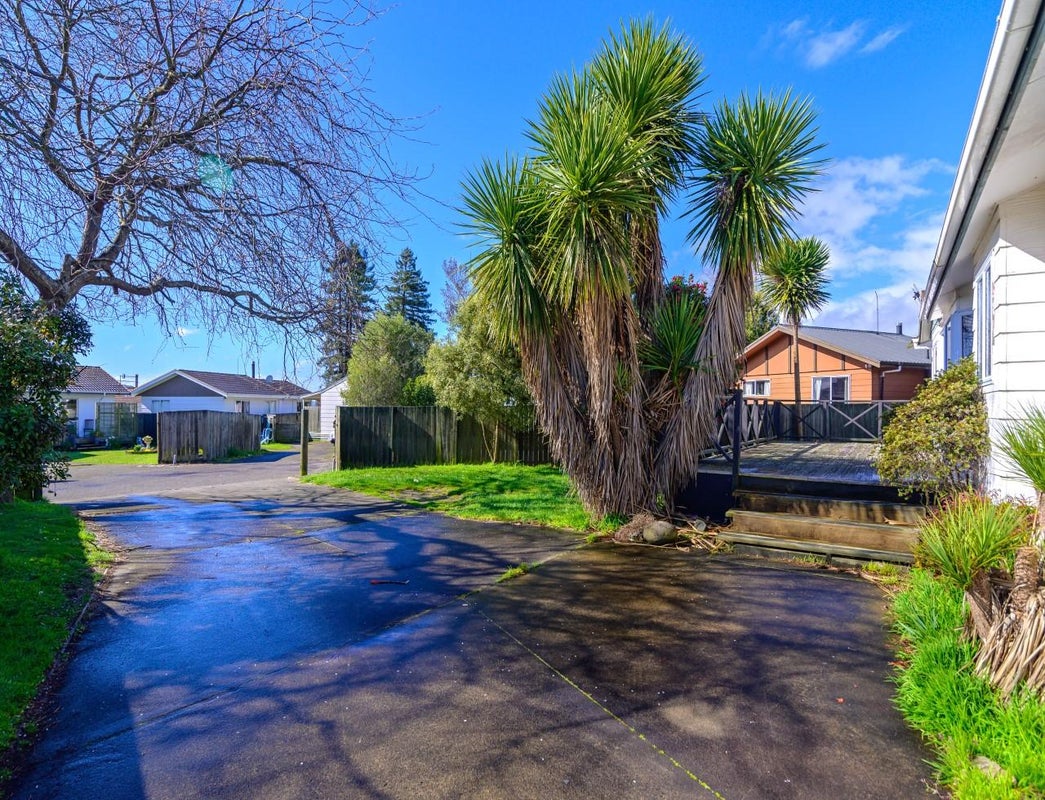 5 Bronte Place, Owhata, Rotorua - Carousel 12