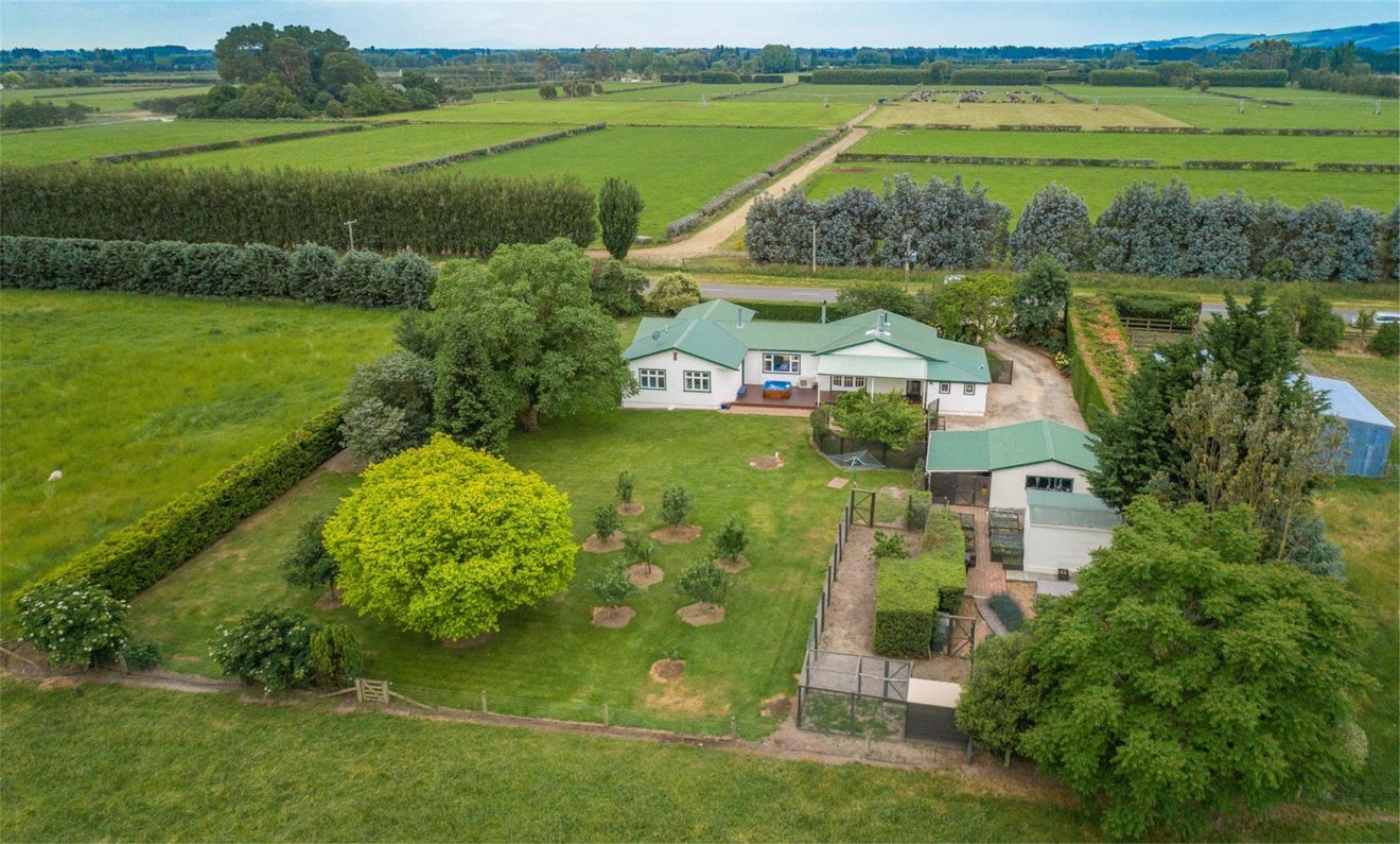 303 Davidsons Road, Christchurch - Carousel 20