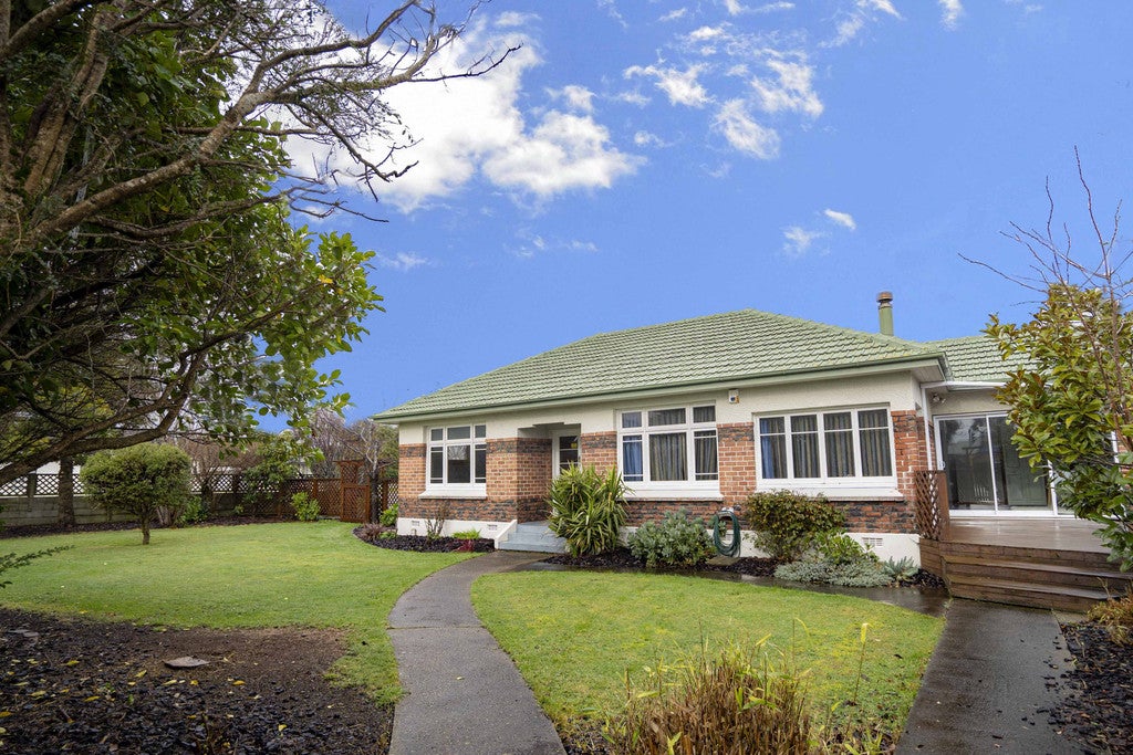 1 Metzger Street, Georgetown, Invercargill - Carousel 1