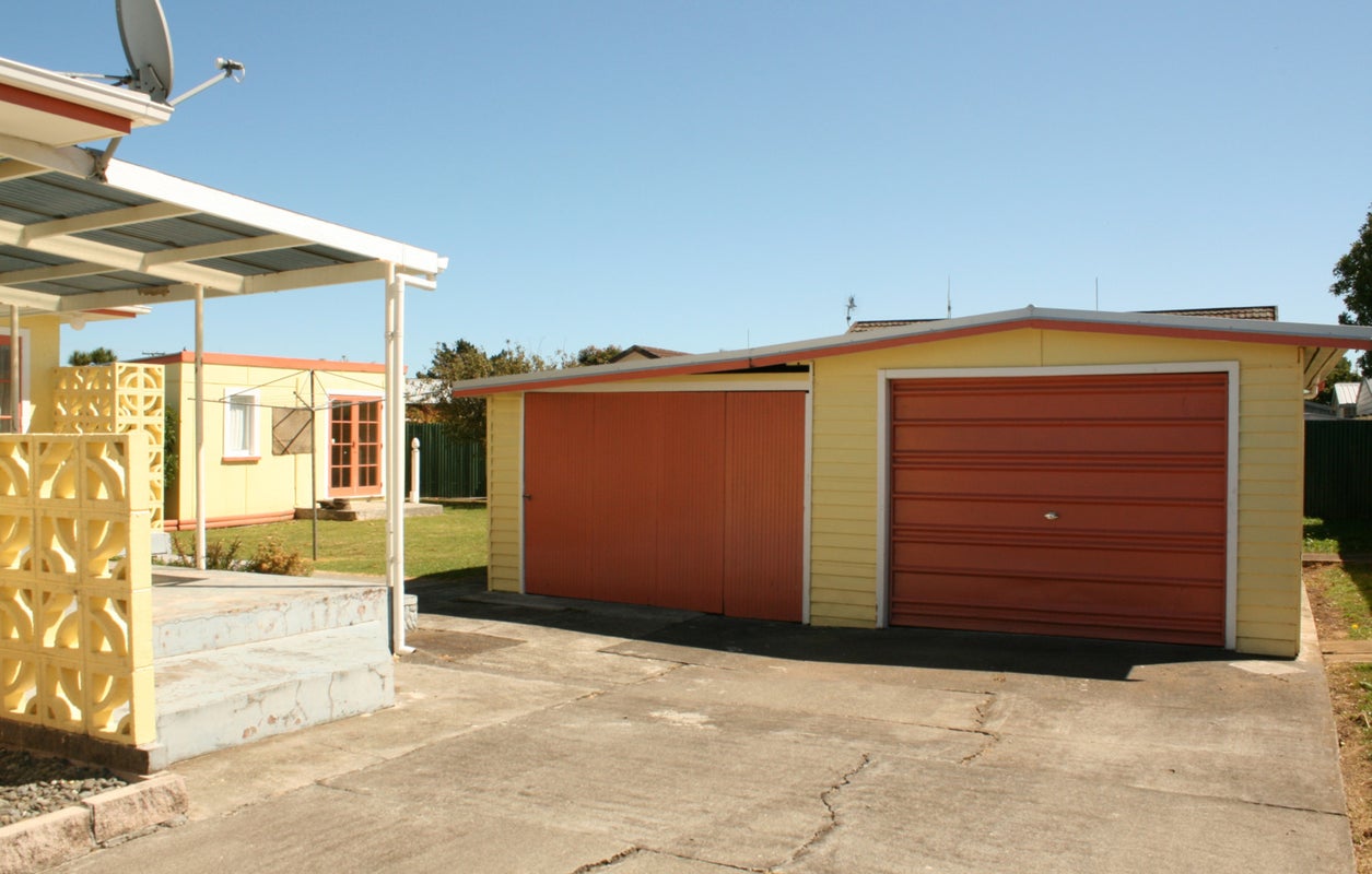 10 Cornwall Road, Springvale, Whanganui - Carousel 2