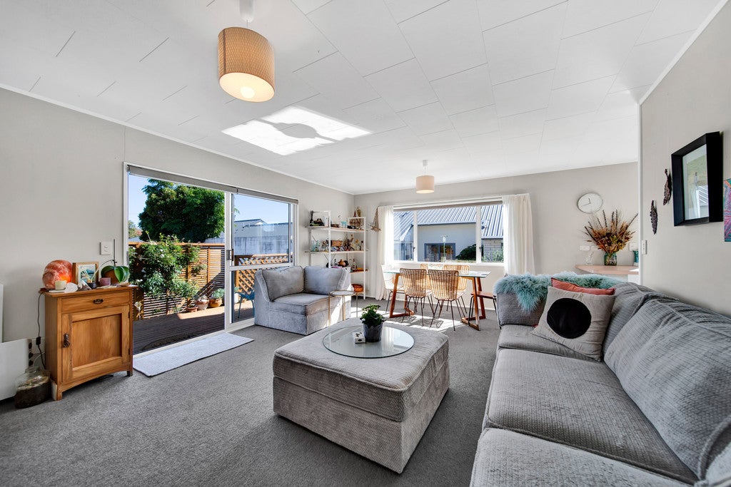 165A Carrington Street, Lower Vogeltown, New Plymouth - Carousel 1