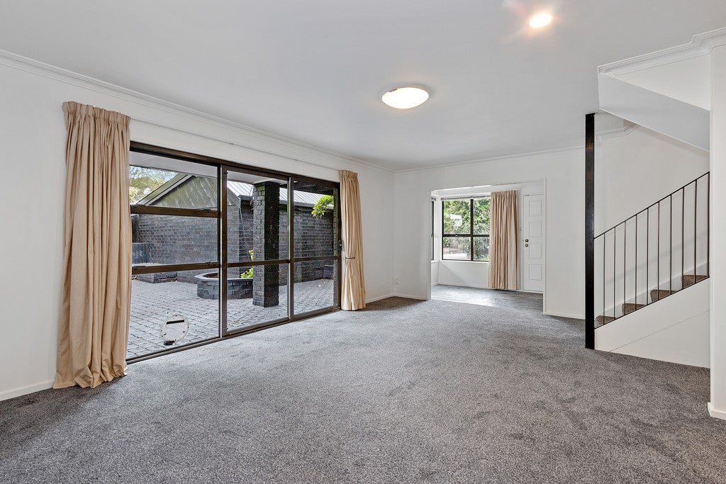 1/270 Keyes Road, New Brighton, Christchurch - Carousel 2