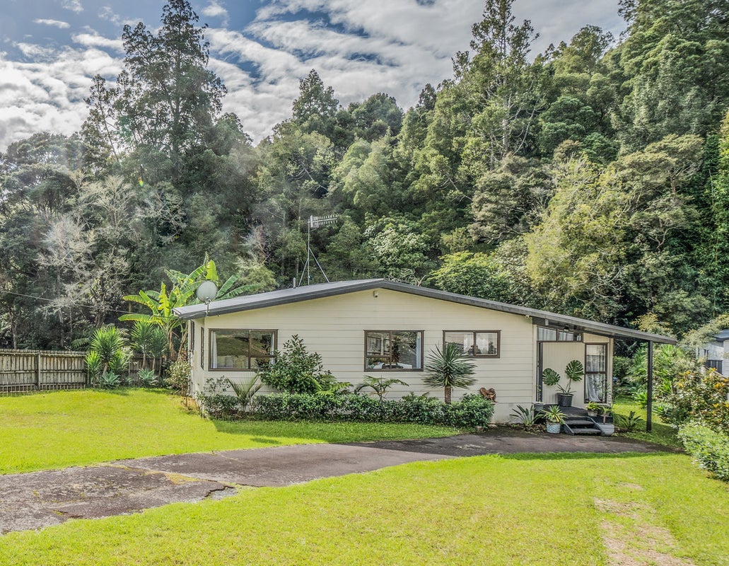 80 Eskdale Road, Birkdale, Auckland - Carousel 1