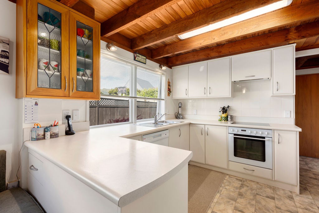 48 Pretoria Street, Hutt Central, Lower Hutt - Carousel 2