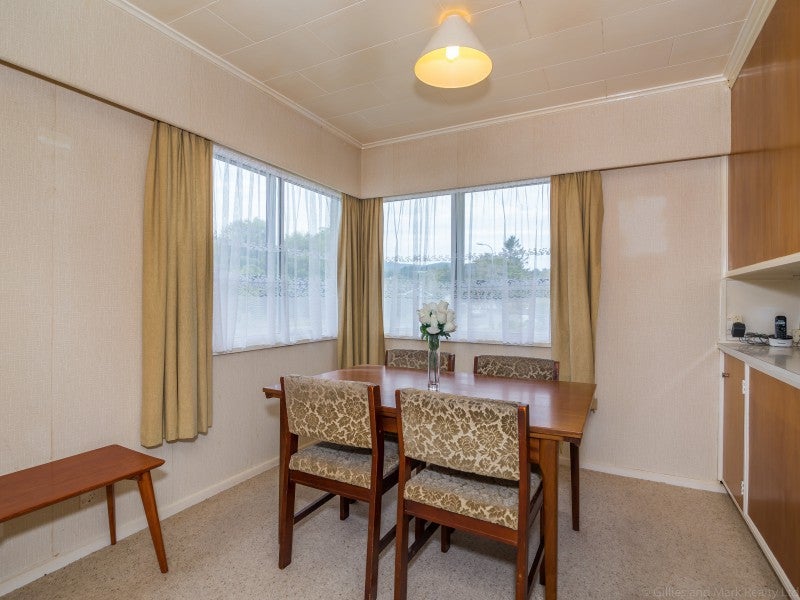 2 Roband Crescent, Brown Owl, Upper Hutt - Carousel 26